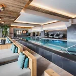 Wellnesshotel Cervosa فندق سيرفاوس
