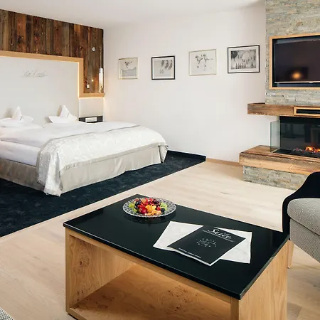 Wellnesshotel Cervosa 5* ザーファウス