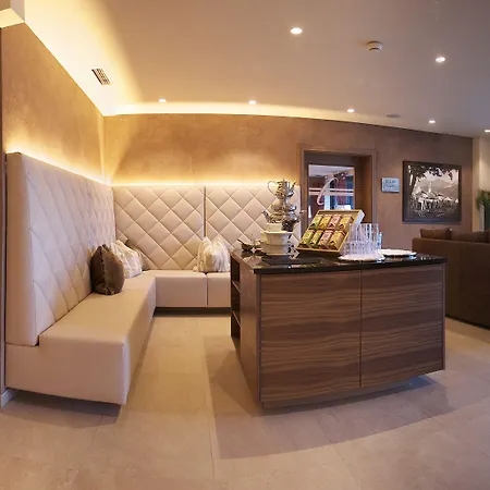 Wellnesshotel Cervosa Hotell
