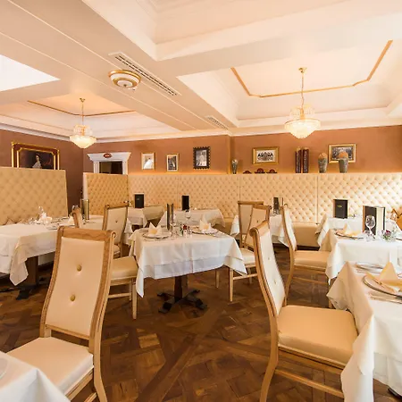 Wellnesshotel Cervosa Hotell Serfaus