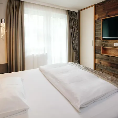 Wellnesshotel Cervosa 5* Serfaus