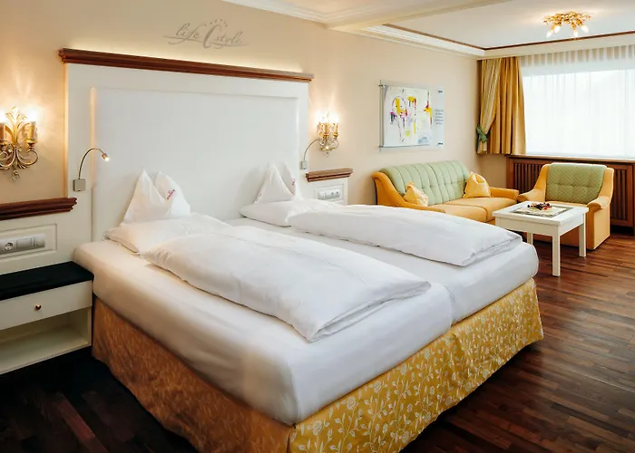 Wellnesshotel Cervosa Otel