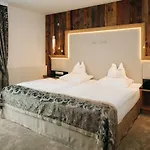 Wellnesshotel Cervosa Ξενοδοχείο 5*
