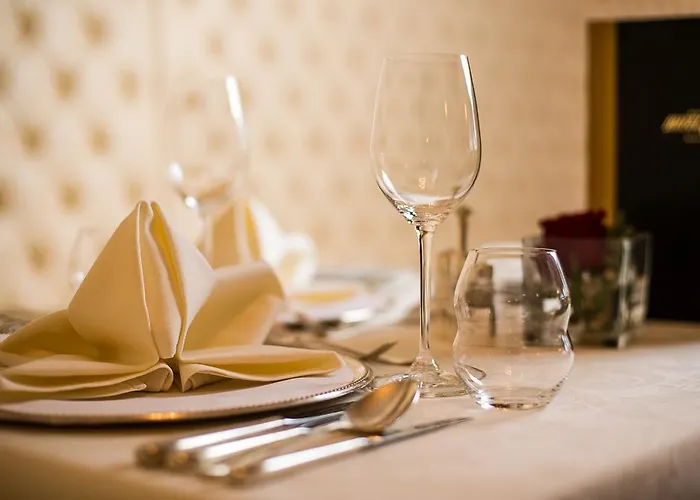 Wellnesshotel Cervosa سيرفاوس