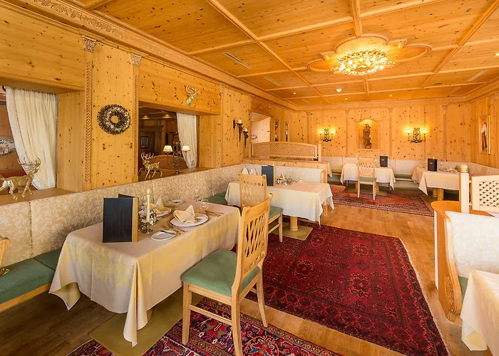 Wellnesshotel Cervosa فندق 5*