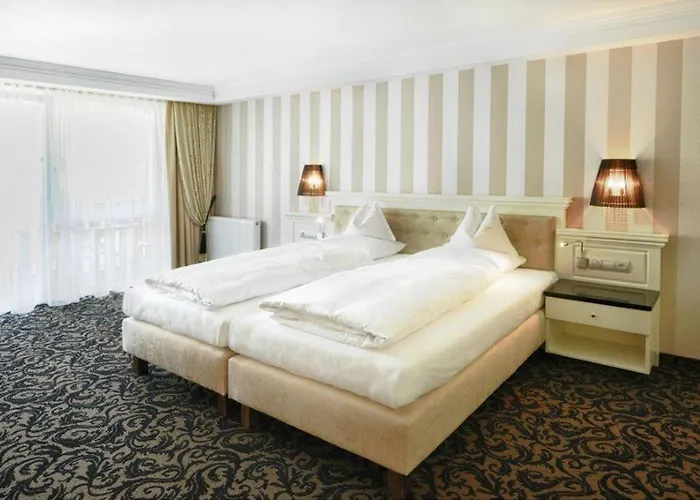 فندق Wellnesshotel Cervosa 5*