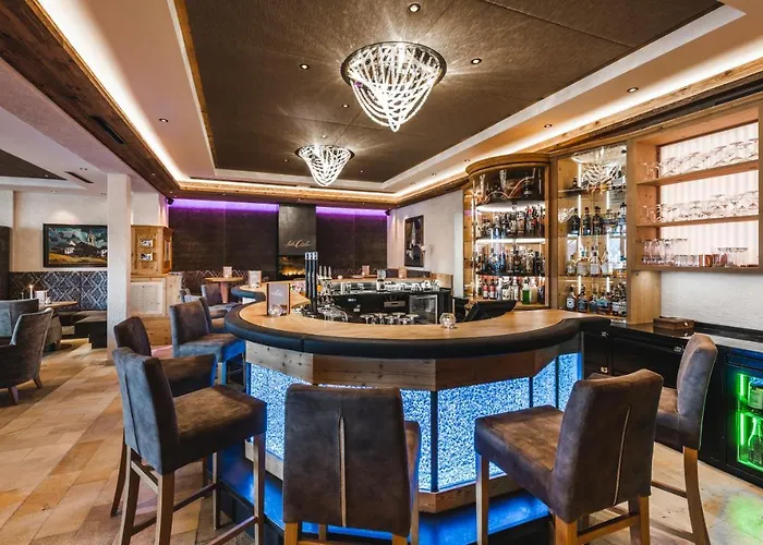 Wellnesshotel Cervosa سيرفاوس