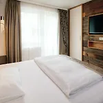Wellnesshotel Cervosa 5* Серфаус